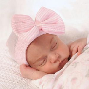 Hüte Europäische und amerikanische geborene Baby Big Bow gestrickte Kopfbedeckung Frühling Herbst Kopfschutz warme mehrfarbige süße Reifenmütze