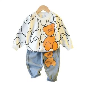 Neue Frühlingssommer Herbst-Baby-Mädchen Kleidung Kinder Jungen Fashion Cartoon T-Shirt Hosen 2pcs/Set Childrens Sport Clothing Childrens Sports Clothing 240218