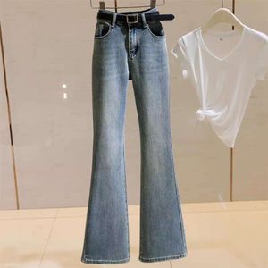 Blaue Micro Flared-Jeans für Damen mit hoher Taille im Frühling 2024, neue Slim-Fit- und dehnbare, vielseitige Schlaghose, trendy