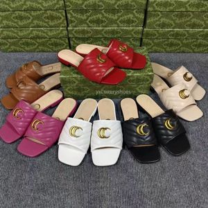 Designer Summer Beach fashion women's shoes Lazy Low Heel slippers Leather G letter women's cartoon slipper women's shoes Metal embroidery women's flip-flops dd35-42