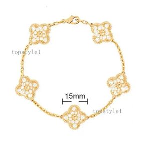 2024 Classics 4/four Leaf Clover Charm Bracelets Bangle Chain 18k Gold Agate Shell Mother-of-pearl for Women Girl Wedding Mother' Day Jewelry Gifts Q5