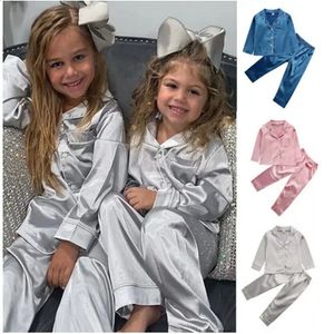 2pcs bebek erkek bebek kız pijamalar ipek saten pantolon uzun kollu katı düğme pijamaları saten seti gecelik çocuk pijama 240118