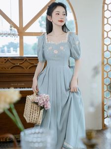 パーティードレスフレンチバックレスロマンチックな青いドレスモリガールプリンセス刺繍妖精コテージボウの女性中世の女性