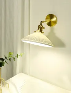 Vägglampor japanska retro keramiska sconce lampa justerade upp och ner sovrummet sovrum modern lyx mässing ljus med switch