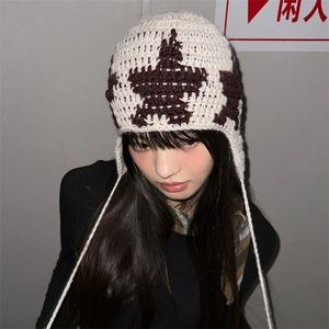 Korean Niche Retro Star Knitted Pullover Cap Womens Spring and Autumn Hollow Handmade Hook Earflap Hat Street Y2K Beanie Hats 240202