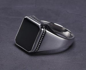 Prawdziwy solidny 925 Srebrny pierścień prosty dla mężczyzn naśladowany czarny kamień kwadrat płaski wysokie polerowanie biżuterii na Bliskim Wschodzie C188458311
