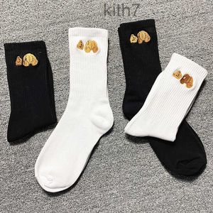 Schwarz-weiße Damen-Baumwollsocken mit personalisierter Stickerei, gebrochener Kopf, Bär, online, beliebte Mode, Sport, trendige Socke V4EJ