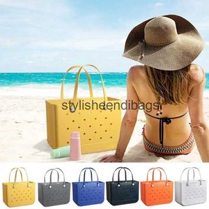 Totes Large Beach Tote Waterproof Washable Rubber Tottes Bag With Multi Holes Stylish Women Handbag For Beach Pool Gym AccessoriesH24219