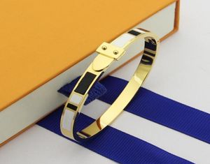 Guldarmband av högsta kvalitet Högkvalitativ armband Titan Steel -armband Personlighet Enkelt för pararmband Fashion Supply3976942