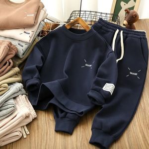 Primavera Autunno Bambini Ragazzi Vestiti Ragazza adolescente Maglione Pullover e Pantaloni sportivi Set Felpa per bambini Top Buttom 2 pezzi Tuta 240218