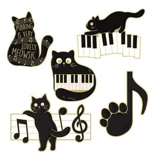 Spilla smaltata musicale gatto nero Animale carino strumento musicale Note Spilla per pianoforte Distintivo Regalo per amici Accessori per zaino all'ingrosso