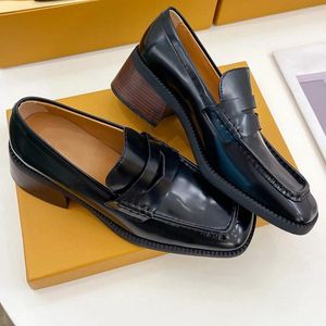 Dress Shoes Luxury Design Women's Vintage British Style Loafers Leather Comfortable High Heels Casual Square Toe Single