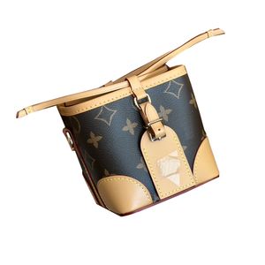 24 mulheres designer de luxo Totes mini bolsas de balde flores de bolsa de balde shouder crossbody ladies bolsas com bolsa de poeira original 12 cm