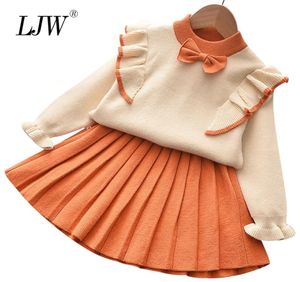2020 Yeni Sonbahar ve Kış Çocukları Kız Seti Örme Sweater Üst Pileli Etek Elbise 2pcs Giyim Setleri16y Bebek Kız Kıyafetleri6535207