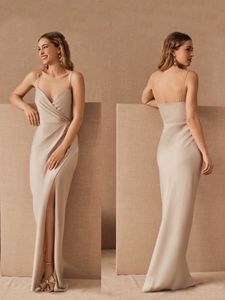 Plus -storlek Nya brudtärna klänningar en linje Ruched Maid of Honor Party Dress High Split Ruffles Sexig sjöjungfru promklänningar Bröllopsgäster eleganta kläder