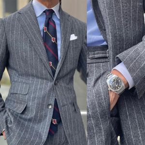 Men's Suits Pinstripe Suit 2 Pieces Blazer Jacket And Pants Custom Made Two Buttons Business Wear Wedding Groom Costume Homme