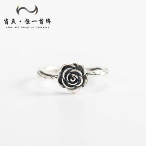 Japansk och koreansk stildesigner S925 Sterling Silver Ring Girls som öppnar personlig enkel finger Huantai Rose Armband S7PC