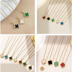 20Style 18k Gold Plated Neckor Luxury Designer Halsband Flowers Four-Leaf Clover Cleef Fashional Pendant Wedding Party Jewelry