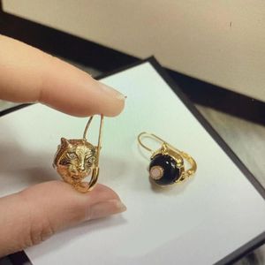 Luxuriöse Designer-Tigerkopf-Charm-Ohrringe für Damen, Perlen-Messing-Material, hohe Qualität, mit Box