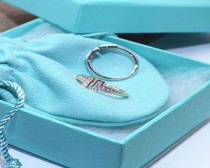 Высококачественное мужское и женское дизайнерское кольцо, роскошное дизайнерское кольцо со звездами, двойное Т-образное бриллиантовое кольцо ручной работы с бриллиантами, позолоченное 18-каратное золото, package8748309
