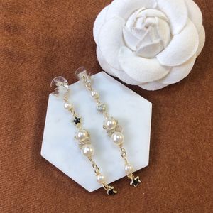 Orecchini Eardrop di design con nappe di perle Accessori di fidanzamento primavera/estate Donne eleganti