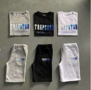 MENS TRAPSTAR T -shirt Set Letter broderad spårdräkt Kort ärm Plush Shorts Motion Current 548ESS013