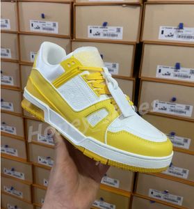 Sneakers buty dla mężczyzn kobiety 2024 luksusowe buty Spring swobodny koronkowy u stóp luksusowe buty Włochy Treakers klasyczne buty do biegania Wygodne oddychanie rozmiar 36-45 O19