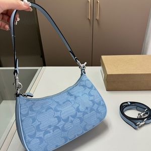 Tasarımcı Çanta Çanta Kadınlar için Sıradan Bobo Omuz Crossbody Bags Bayan Moda Mektup Cüzdan Markası Koltuk Alt Tote Çanta Debriyaj Eyer Çantaları