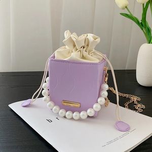 Borse da donna di perle di lusso Borse da sera eleganti da donna Mini borsa a tracolla singola con tracolla piccola borsa stile scatola quadrata 240129