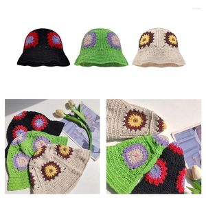 Berets Summer Anti-Uv Crochet Bucket Hat Ladies Commute Camping Taking Po Fisherman Cap With Flower Pattern For Girlfriend DXAA