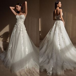 Wdzięczne paski spaghetti sukienki ślubne 3D-florowe aplikacje ślubne suknie ślubne