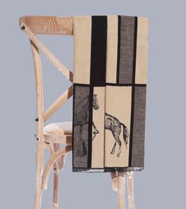 Moda marka men039s szalik zimowy model pokój płaszcza garderoby wystawa prosta koń Men Men1656967