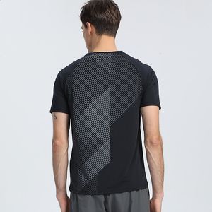 Abbigliamento sportivo ad asciugatura rapida Abbigliamento da corsa traspirante e assorbente del sudore Abbigliamento fitness elastico T-shirt da uomo a maniche corte per escursionismo all'aperto 230516