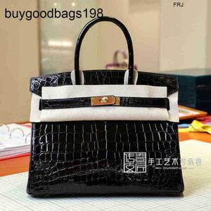 Designer Handbags Bags Tote 2024 European and American Fashion Platinum Brigt Crocodile Leather Black 30cm Gold Buckle Portable Womens Have Logo