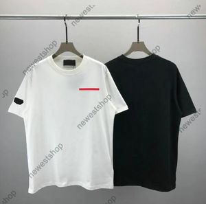 24SS Europe Mens T Shirt Erkekler Tasarımcı Tee Yaz Kırmızı Yapışkan Şerit Baskı Kısa Kol Tişört Pamuk Kadınlar Siyah Beyaz Tshirts XS-L