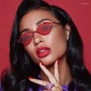 Sonnenbrille Frauen Mode Randlose Brillen Teufel Ohr Herz Form Sonnenbrille Retro Farbverläufe Shades Luxus Feamle Party Brillen