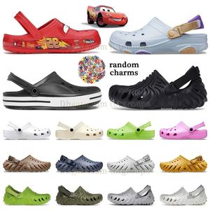 مصمم Croc Kids Sandals Classic Clog Sandal Slides الشهيرة Slippers Boys Girls Platform Platform Slogs Cros Bayaband Toddler Slip-On Sliders Shoe dhgate.com