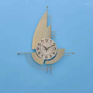 Wall Clocks Iron Clock Loudspeaker Mute Sailboat Decor Colck Modern Minimalist Study Decorations Hanging Room