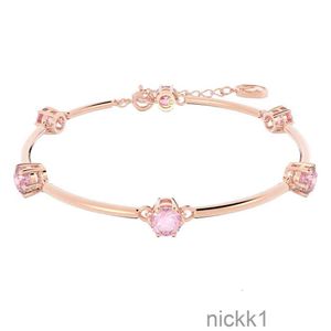 Bracciale Swarovski Designer Lusso Moda Donna Qualità originale Top Elementi semplici Cristallo Temperamento da donna LRIG