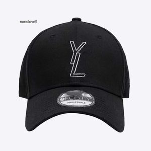 2024 Designer Solid Color Letter Design Hat Match Style Ball Caps Män Kvinnor Baseball Cap bra online