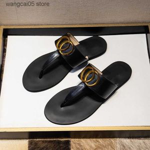 Slippers Flip flops original logo g family herringbone slippers for womens slides wearing a pair of G letter slippers for womens sandals on the outside T240220