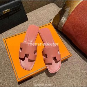 H Leather Women Beach Designer Sandals Summer Slippers Embroidery 2024 Sexy Ladies Thong Mules Fashion Classic Alphabet Flat Heel N4RI 1MAR C 5LQO