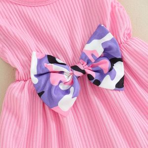 衣料品セット幼児の女の子の夏2枚の衣装丸い首のスリーブリブ付きトップ弾性ウエストカモフラージプリントパンツ幼児ベビーセット