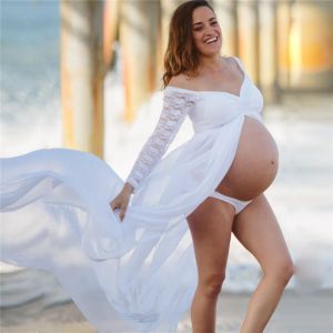 ドレスホワイトレースマタニティドレス写真長い妊娠シュートドレスセクシーなスプリットフロント女性妊娠中のマキシガウン