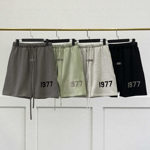 2024 Herr- och kvinnors mode Shorts Designer Brand Ess EssentiShorts Fearfgod Dubbel tråd 1977 Flocked Print High Street Summer Casual Loose Drawstring J39i