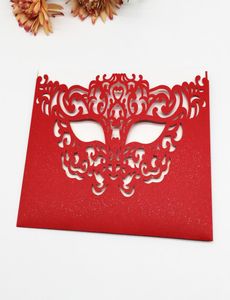 25pcs lot içi boş lazer kesim maske desen zarfı düğün davetiye kartları işgaller fantezi elbise davetiyesi kartlar5966284