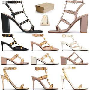 Med boxdesigner VT Sandal High Heel Designer VT Sandal Women Designers High Sexy Stiletto Heel Dress Shoes Ankel Strap Roman Stud Sandal Rivet Valentine Xqja