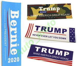 Nuovo arrivo TRUMP 2020 Adesivi 4 Stili 1035 cm Divertente Paraurti faccia Adesivo da parete bandiera Decal per Car Styling Veicolo Paster Novità7192077