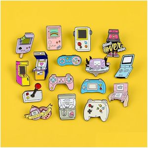 Accessori per cartoni animati Gioco Arcade retrò Spille smaltate Collezioni Gamepad anni '90 Spille per gioielli Camicia di jeans Colletto Distintivo Bavero Amici Gi Dhhyw