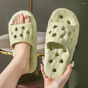 Slippers Shower Women Slides Bathroom Non-Slip Indoor House Thick Bottom Hole Flip Flops Quick-Drying Slipper Men